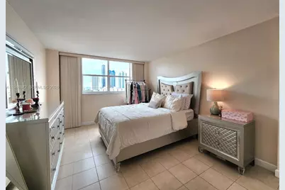 290 174th St #1217, Sunny Isles Beach, FL 33160 - Photo 25