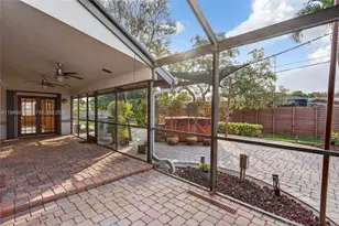 137 E Palm Dr, Margate, FL 33063 - Photo 9