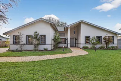 137 E Palm Dr, Margate, FL 33063 - Photo 1