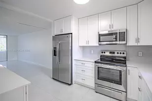 2541 Aragon Blvd, Sunrise, FL 33322 - Photo 3