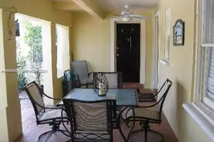 330 Coolidge St, Hollywood, FL 33019 - Photo 5