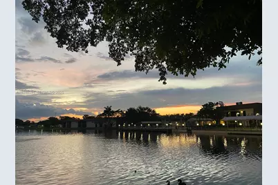 412 Briarwood Cir #2-23, Hollywood, FL 33024 - Photo 35