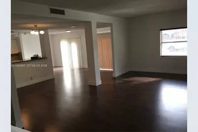 561 Racquet Club Rd #21, Weston, FL 33326 - Photo 5