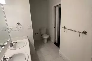 561 Racquet Club Rd, Weston, FL 33326 - Photo 15