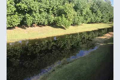 379 Lakeview Dr #205, Weston, FL 33326 - Photo 7