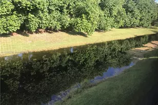 379 Lakeview Dr, Weston, FL 33326 - Photo 7