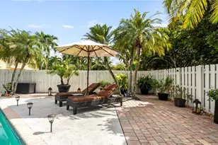 13310 NW 11th Ln, Sunrise, FL 33323 - Photo 17