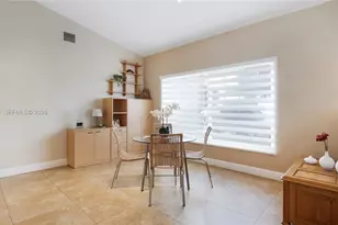 13310 NW 11th Ln, Sunrise, FL 33323 - Photo 11