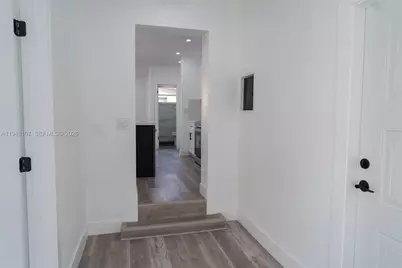 2600 NW 108th St, Miami, FL 33167 - Photo 21