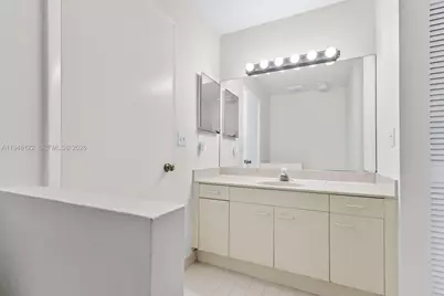 10738 N Saratoga Dr, Cooper City, FL 33026 - Photo 21