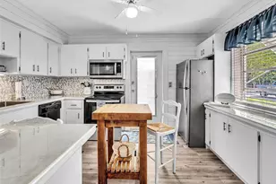 2539 Cleveland St, Hollywood, FL 33020 - Photo 15