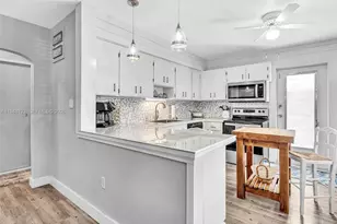 2539 Cleveland St, Hollywood, FL 33020 - Photo 13