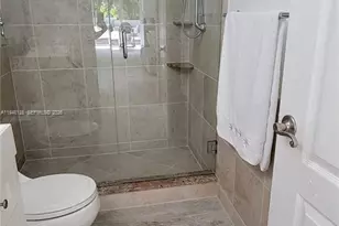 423 NW 48th Ave, Deerfield Beach, FL 33442 - Photo 27