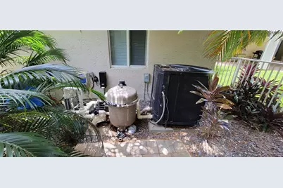 423 NW 48th Ave, Deerfield Beach, FL 33442 - Photo 11