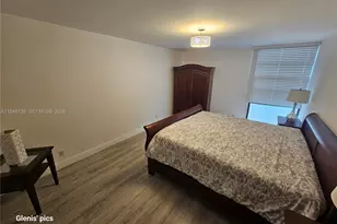 20400 W Country Club Dr, Aventura, FL 33180 - Photo 3