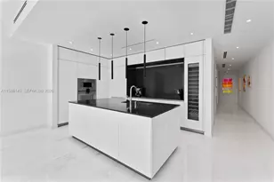 300 Biscayne Blvd Way, Miami, FL 33131 - Photo 25