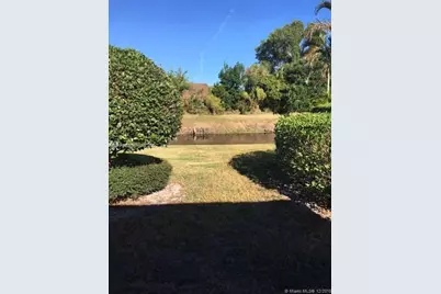 135 Brier Cir #0, Jupiter, FL 33458 - Photo 3