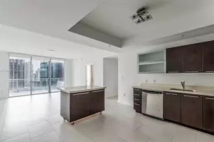 90 SW 3rd St, Miami, FL 33130 - Photo 3
