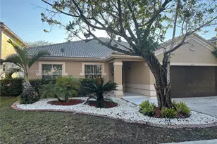 4192 Laurel Ridge Cir, Weston, FL 33331 - Photo 1