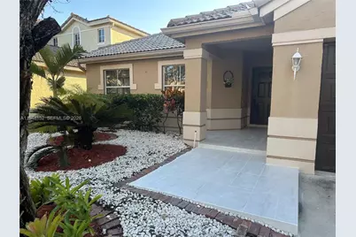 4192 Laurel Ridge Cir #4192, Weston, FL 33331 - Photo 3