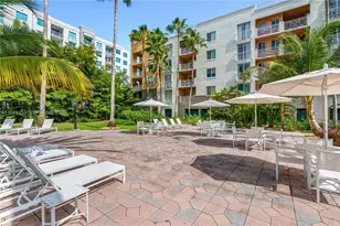 100 Meridian Ave, Miami Beach, FL 33139 - Photo 41