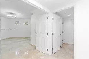 100 Meridian Ave, Miami Beach, FL 33139 - Photo 23