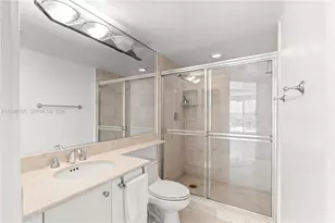 100 Meridian Ave, Miami Beach, FL 33139 - Photo 33