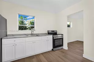 130 NW 48th St, Miami, FL 33127 - Photo 17