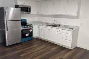 13361 SW 9th Ct, Davie, FL 33325 - Photo 5