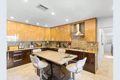 201 Golden Beach Dr, Golden Beach, FL 33160 - Photo 67