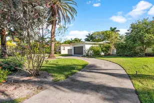 201 Golden Beach Dr, Golden Beach, FL 33160 - Photo 5