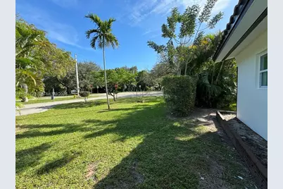 11912 NE 10th Ave #2, Biscayne Park, FL 33161 - Photo 35
