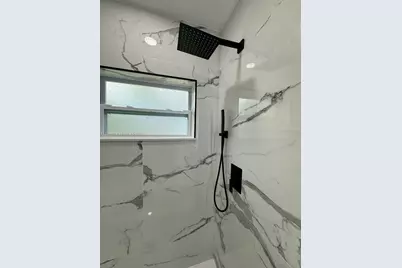 11912 NE 10th Ave #2, Biscayne Park, FL 33161 - Photo 23