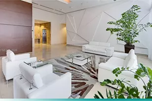 79 SW 12th St, Miami, FL 33130 - Photo 5