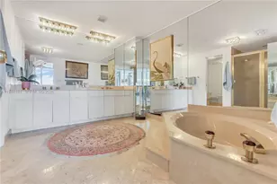 11113 Biscayne Blvd, Miami, FL 33181 - Photo 17