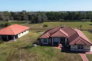 2564 Deer Run Trail, Loxahatchee, FL 33470 - Photo 1