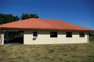 2564 Deer Run Trail, Loxahatchee, FL 33470 - Photo 39