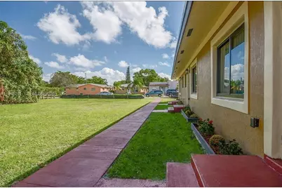 2015 Funston St #XX, Hollywood, FL 33020 - Photo 17