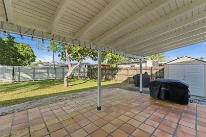 11065 SW 52nd Dr, Miami, FL 33165 - Photo 23