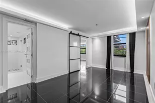665 NE 195th St, Miami, FL 33179 - Photo 11