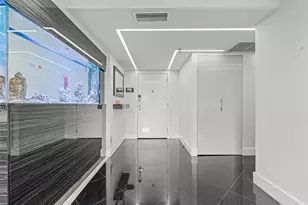 665 NE 195th St, Miami, FL 33179 - Photo 3