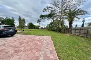 4 Helwig Terrace, Deerfield Beach, FL 33064 - Photo 3