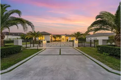 10005 SW 66th St, Miami, FL 33173 - Photo 1