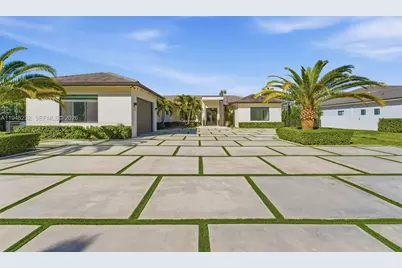 10005 SW 66th St, Miami, FL 33173 - Photo 3