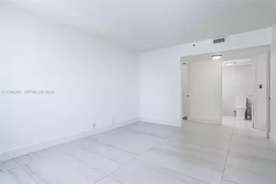 1541 Brickell Ave #C1008, Miami, FL 33129 - Photo 31