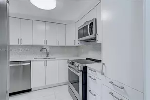 1541 Brickell Ave, Miami, FL 33129 - Photo 11