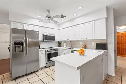 15200 SW 84th Ave, Palmetto Bay, FL 33157 - Photo 3