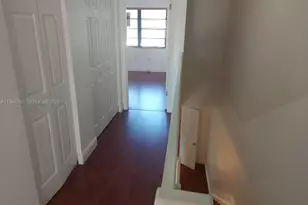 20033 NE 2nd Pl, Miami, FL 33179 - Photo 17