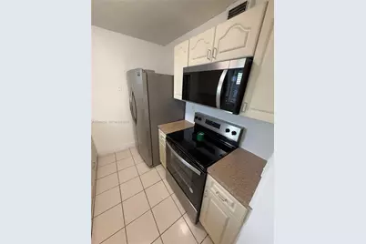 7105 W 13th Ave #402, Hialeah, FL 33014 - Photo 7
