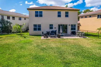 151 SE 22nd Ave, Homestead, FL 33033 - Photo 5